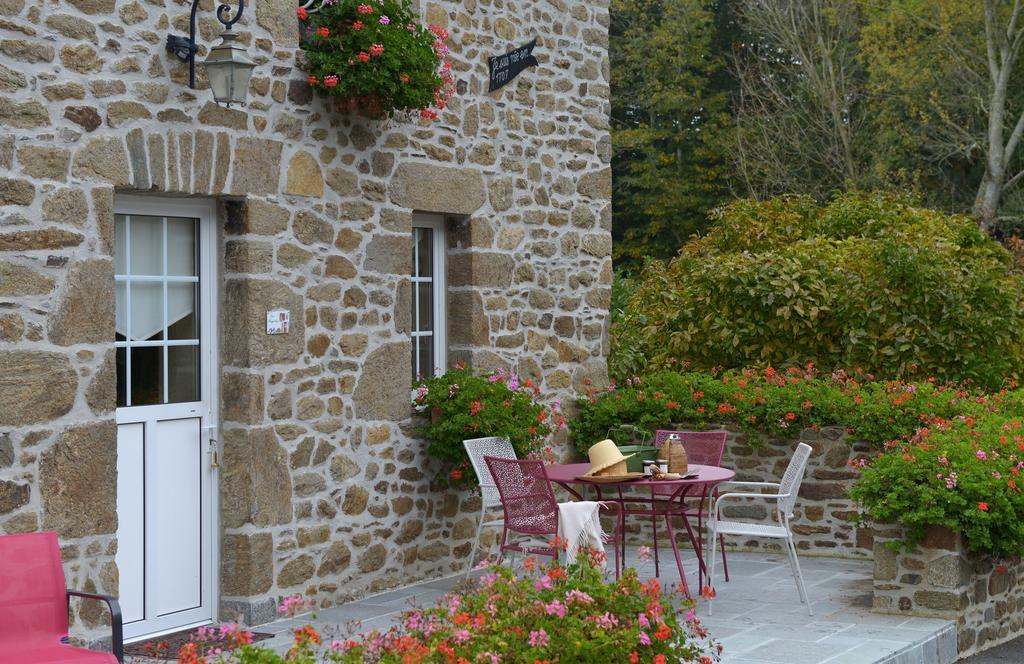 Hostellerie De La Motte Jean แซ็งต์-คูว์ลอมป์ ภายนอก รูปภาพ