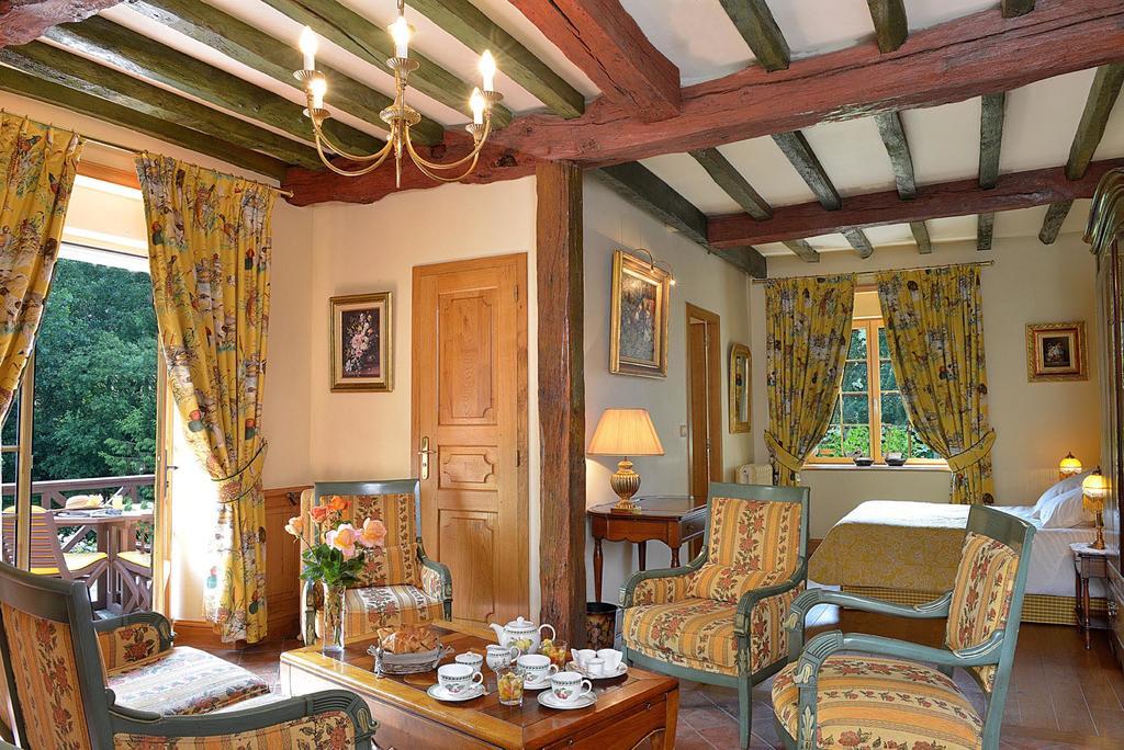 Hostellerie De La Motte Jean แซ็งต์-คูว์ลอมป์ ภายนอก รูปภาพ